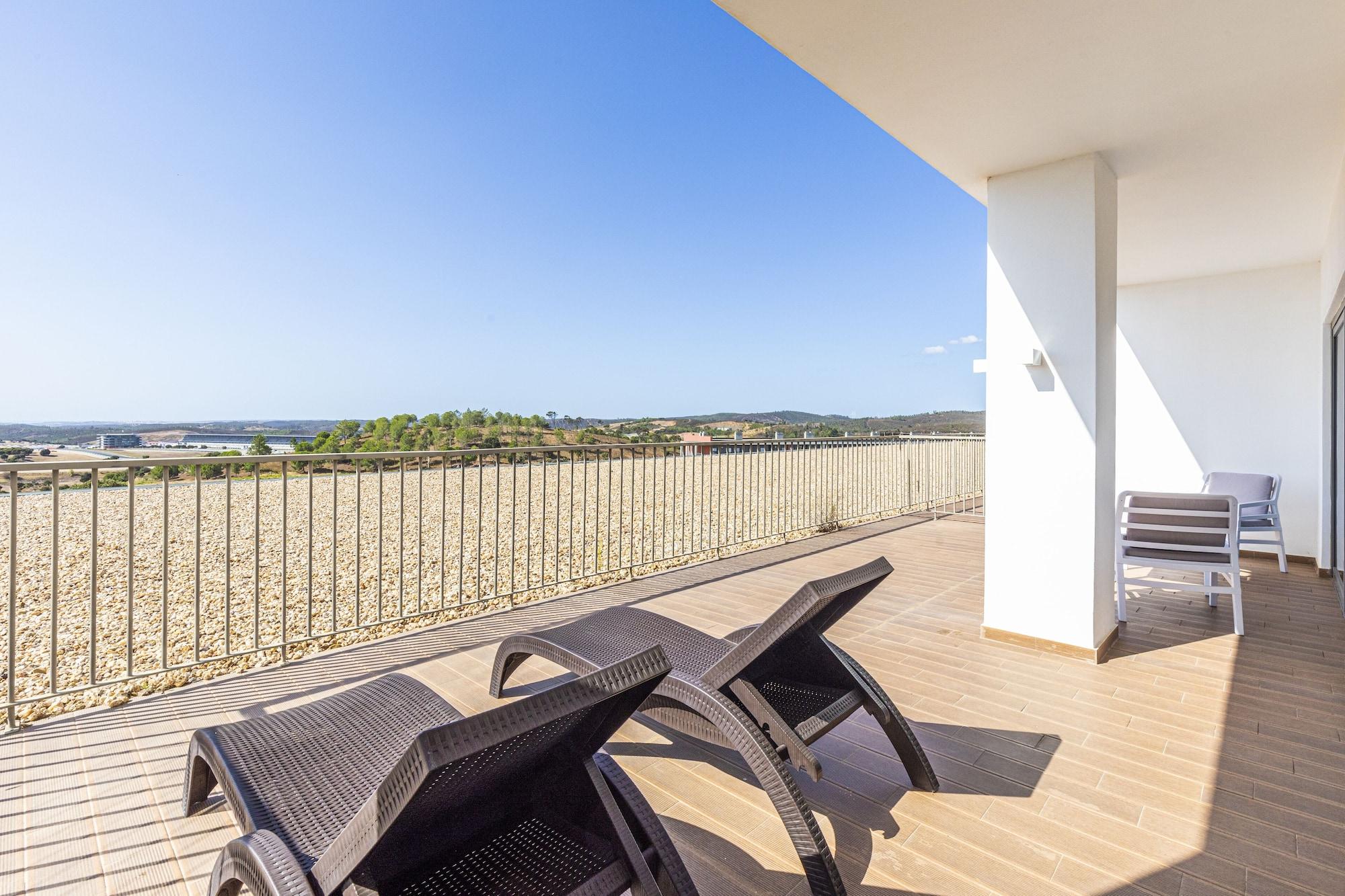 Algarve Race Resort - Hotel Montes de Cima Экстерьер фото