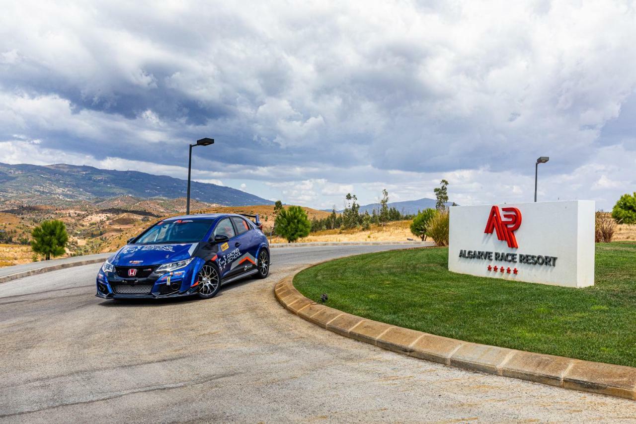 Algarve Race Resort - Hotel Montes de Cima Экстерьер фото
